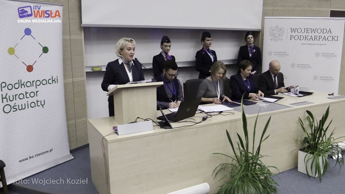 kongres 2019-8