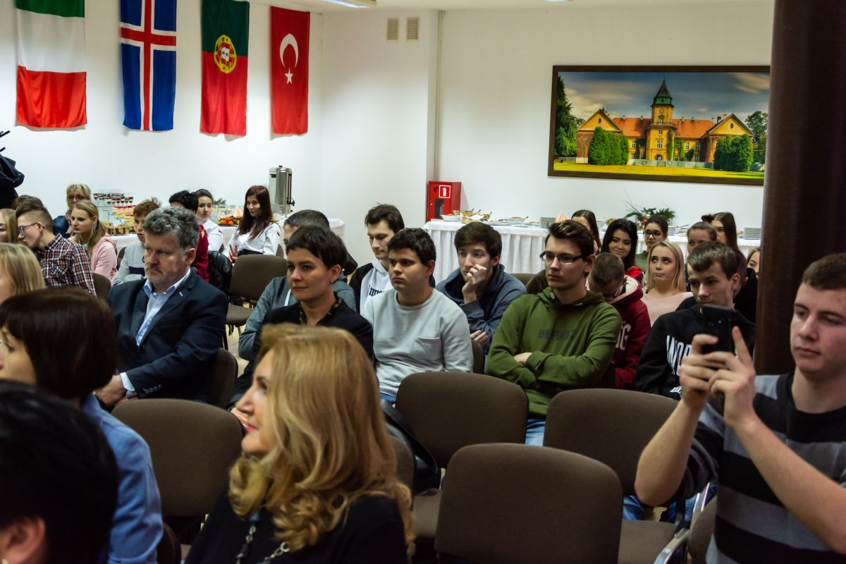 lrm_export_161045082998923_20181214_135342734