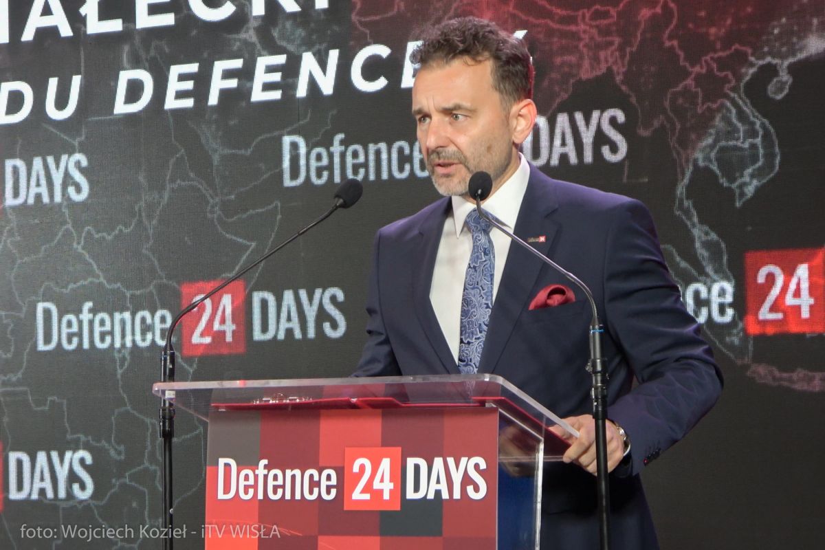 defence24_-15