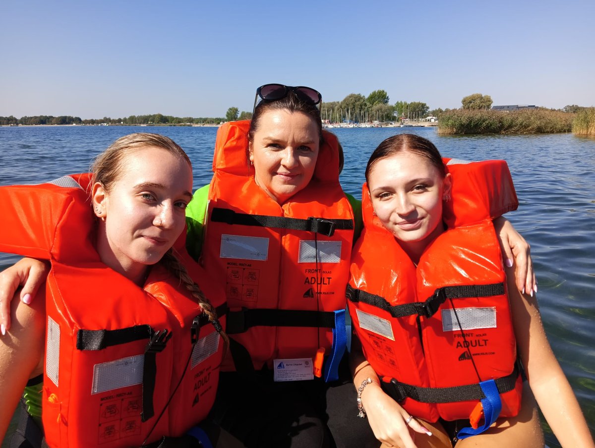 img-20260909-wa0006