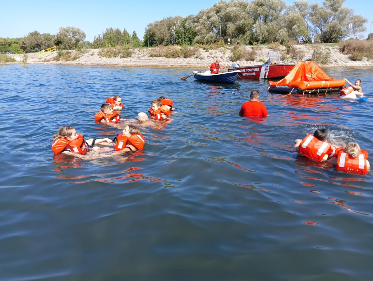 img-20260909-wa0010