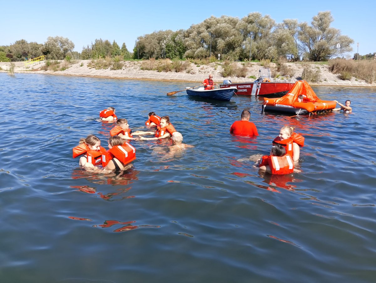 img-20260909-wa0012