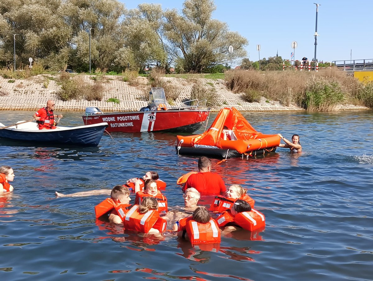 img-20260909-wa0016