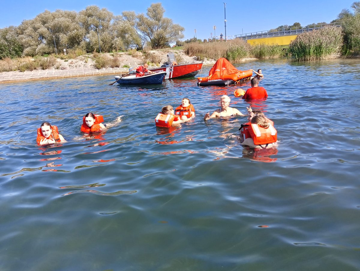 img-20260909-wa0031