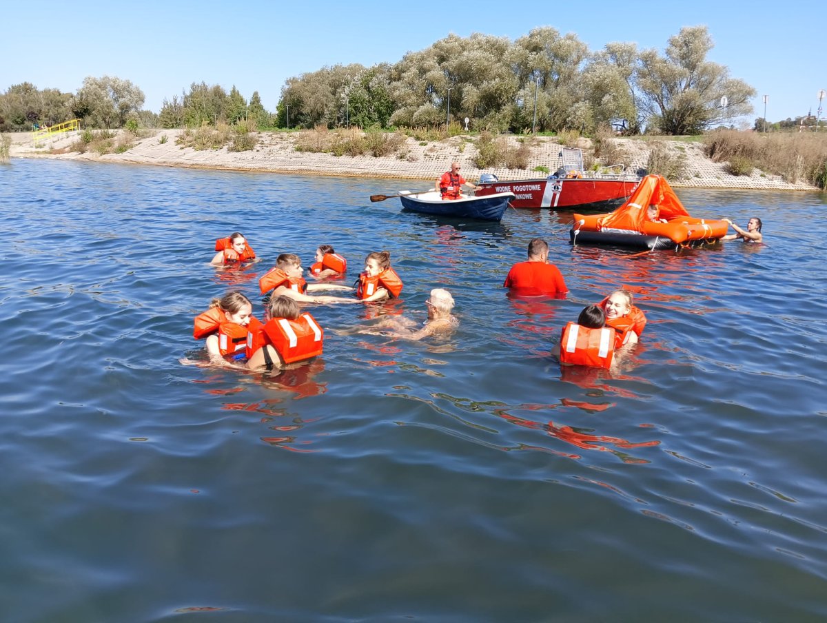 img-20260909-wa0034